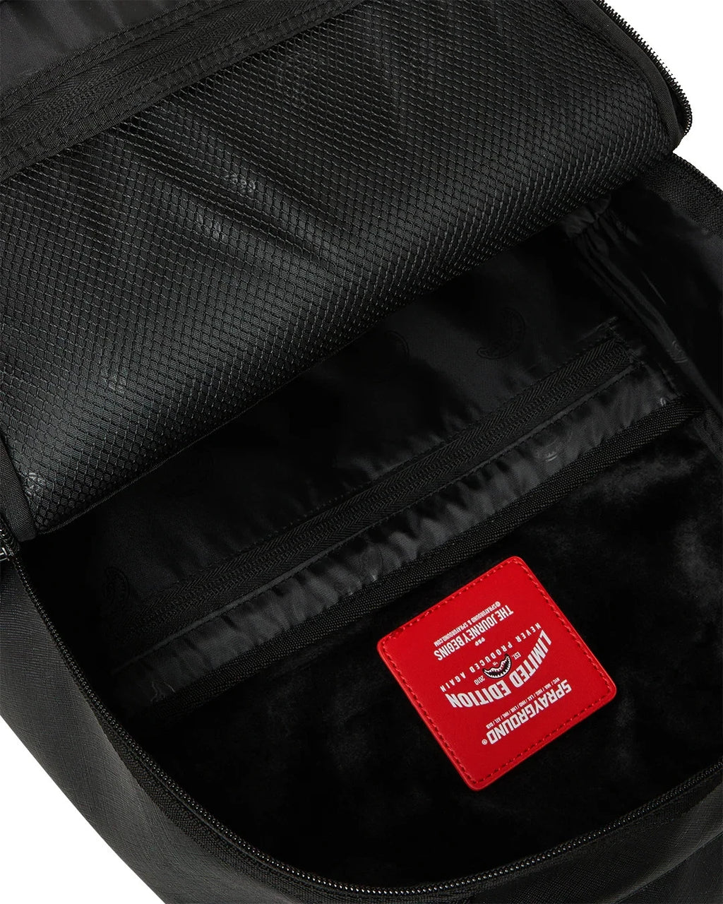 Futurebag™ The Golden Fang Shark Backpack Black Shoulder Strap